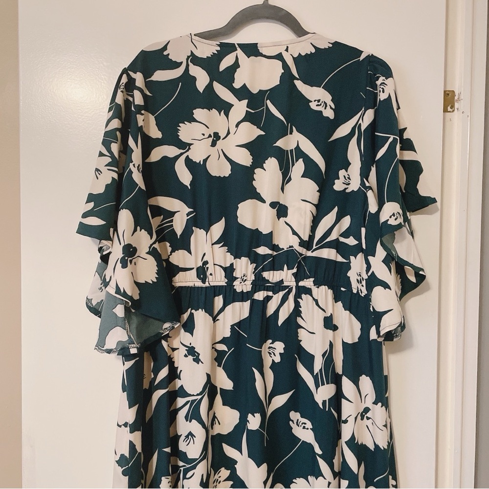Shein Green & Cream Floral Dress Size 3X - Picture 9 of 11